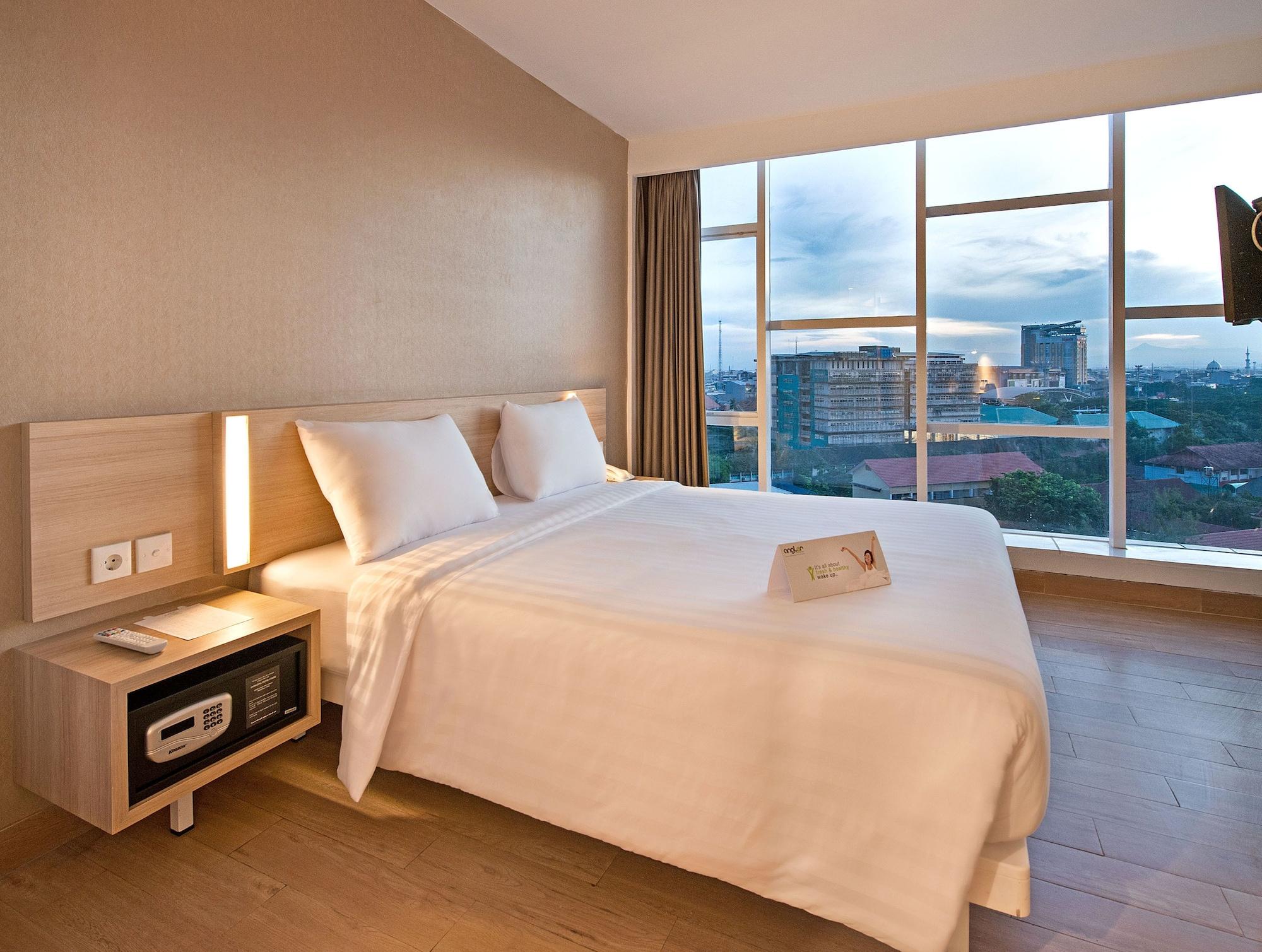 Whiz Prime Hotel Hasanuddin Μακασάρ Εξωτερικό φωτογραφία