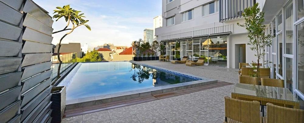 Whiz Prime Hotel Hasanuddin Μακασάρ Εξωτερικό φωτογραφία